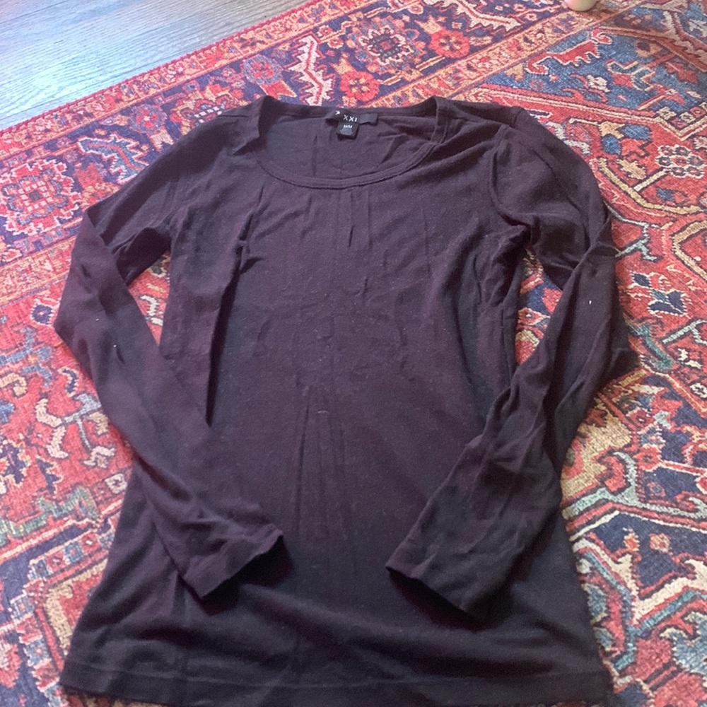 Regular black shirt